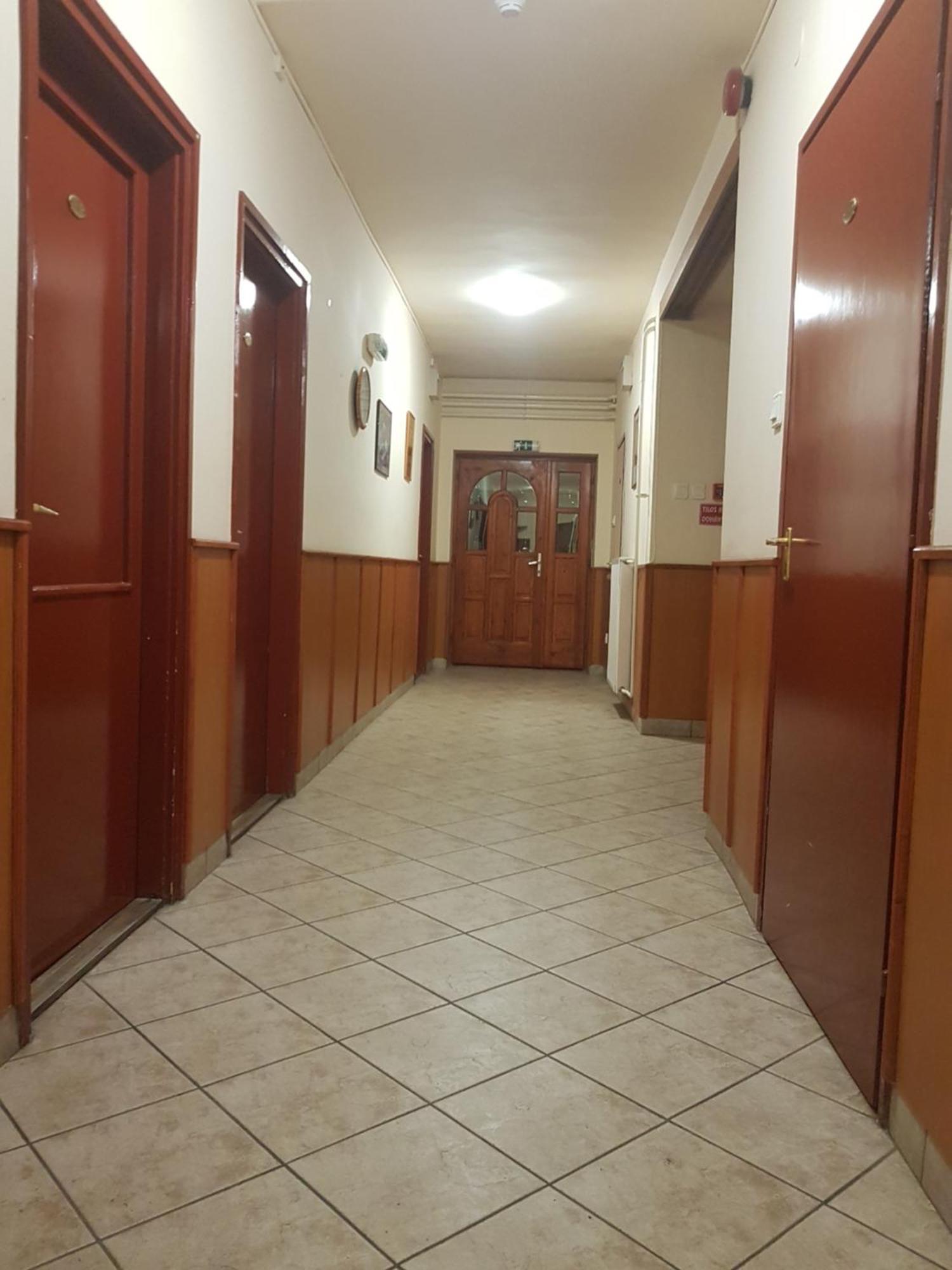 Ket Vandor Fogado Matraderecske Exterior photo